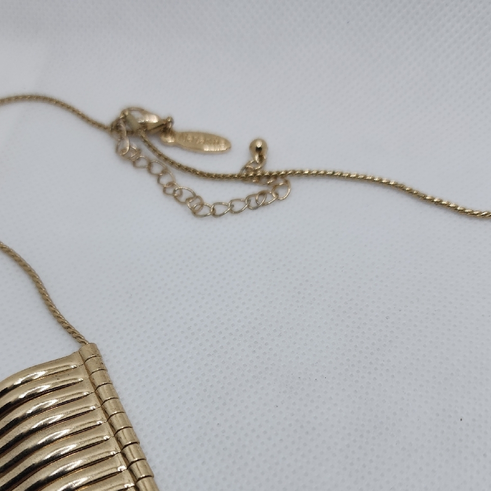 Elegant Goldtone Necklace Signed Natasha - Picture 8 of 8